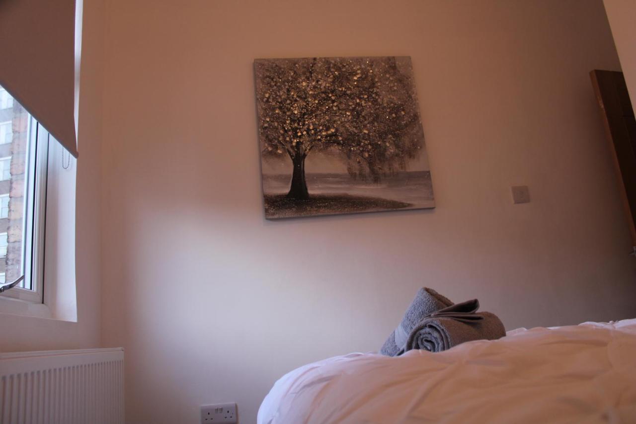 Beautiful, Spacious, Old Trafford Home Manchester Eksteriør bilde
